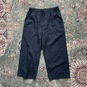 Black Old Navy		
High-Waisted StretchTech Wide-Leg Crop Pants for Women